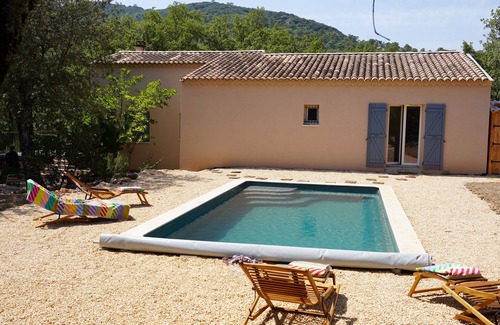 Saint-Maximin-la-Sainte-Baume Casa | Vacation in the vineyard: House for 6 with swimming pool