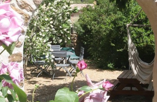 Saint-Sebastien-d'Aigrefeuille Casa | Nido 3 *** en la región de Cevennes, la naturaleza, el silencio, la comodidad. Incluye todo el año: spa, sauna, bolos, ciclismo, senderismo ... 10 minutos Ales, Anduze.