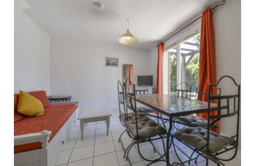 Saint-Saturnin-les-Avignon Apartamento | 40 m² Apartamento ∙ 2 habitaciones ∙ 6 huéspedes
