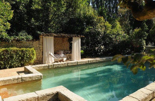 Paluds de Noves Apartamento | Daudet Romantic two-person apartment in Provence