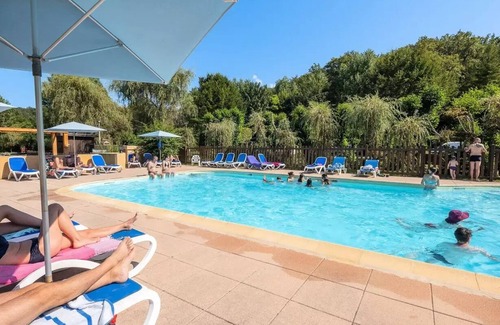 Marcillac-Saint-Quentin Casa | Campsite Le Pont de Mazerat**** - Mobile home Select LV Clim Plancha Wifi 4 rooms 6 people