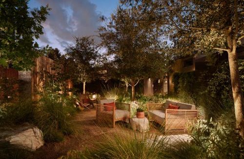Bouldin Hotel | Frame Hotel - SoCo