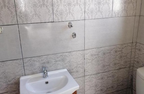 Ekurhuleni Casa | FRANCHISE BENONI GUEST HOUSE