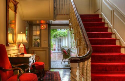Yachting Village Cama Y Desayuno | Francis Malbone House