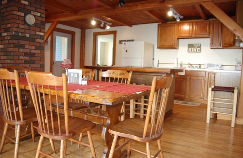 Franconia Casa | Franconia Victorian Retreat Home con el Bosque Nacional White Mountain