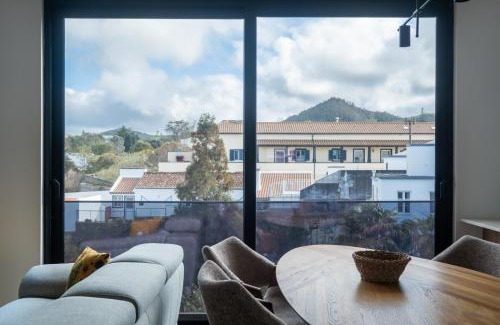 Pico da Pedra Apartamento | Frangipani Azores
