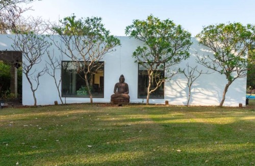 Chendhare Casa | Frangipani by Hireavilla-5br Lux Estate in Alibaug