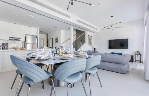Dubai Villa | Frank Porter - Cherrywoods