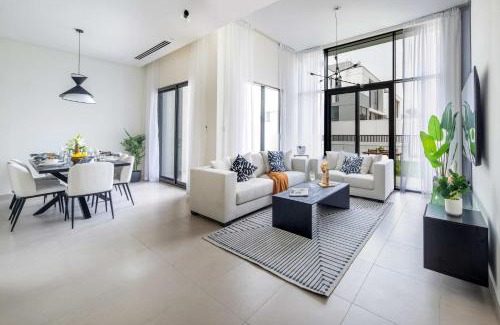 Dubai Villa | Frank Porter - Murooj Al Furjan West
