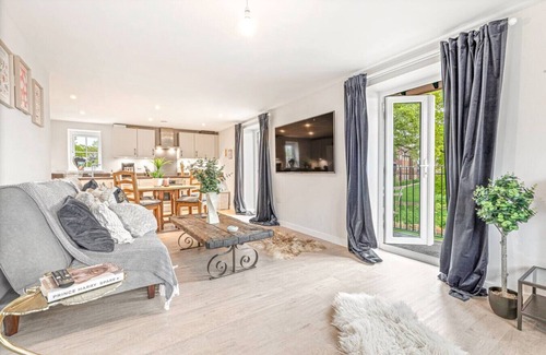 North Moreton Apartamento | Franklin Apartment - 2 Bed apartment with balcony