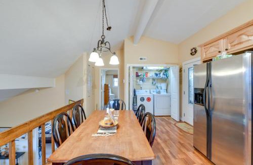 Franklin Casa | Franklin Cabin Deck with Smoky Mountain Views!