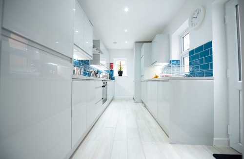 Reading Casa | Franklin Lodge