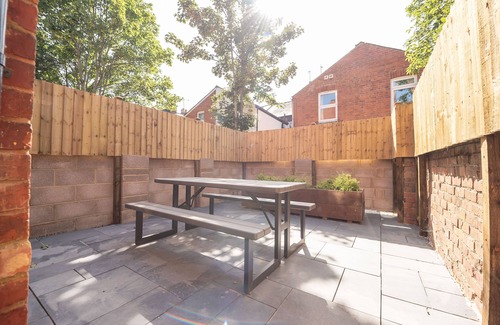 Reading Casa | Franklin Lodge