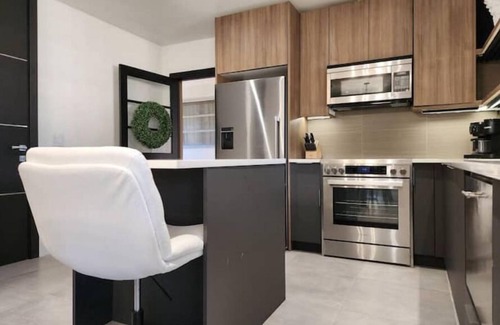 Indialantic Casa | Franklyn Luxe - 2 min walk to Beach & Dining