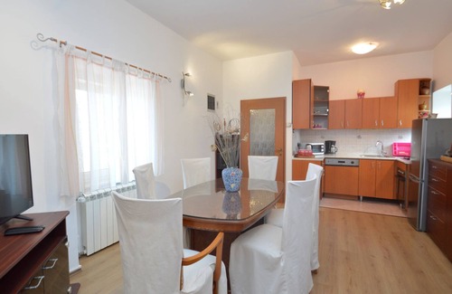 Liznjan Apartamento | Franko 2 by Interhome