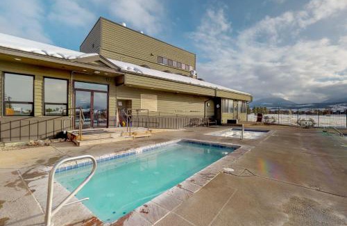 Fraser Casa | Fraser's Mountain Fantasy