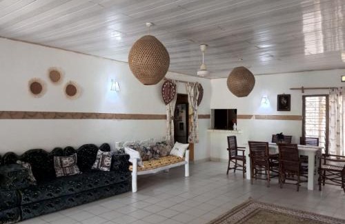 Tiwi Casa | Fred Hunter Villa