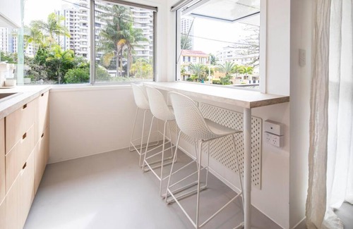 Surfers Paradise Apartamento | Freddies - pet friendly! last minute discount!