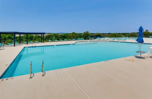 Frederick Casa | Frederick Townhome with Balcony, Close to Parks!
