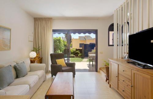 Costa Meloneras Villa | Free Airport Shuttle and Parking