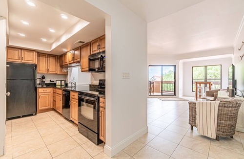 Shelter Cove Villa | FREE BIKES | Shelter Cove | Walk to Shopping & Restaurants | Marina Views