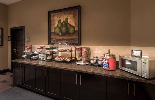 Irving Condominio | Desayuno gratis + acceso al gimnasio | Cerca del aeropuerto DFW!