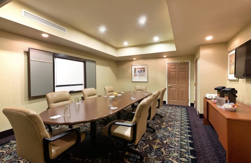 Tucson Apartamento | Desayuno gratis + Wi-Fi gratis + Piscina al aire libre | Estudio cerca del aeropuerto de Tucson