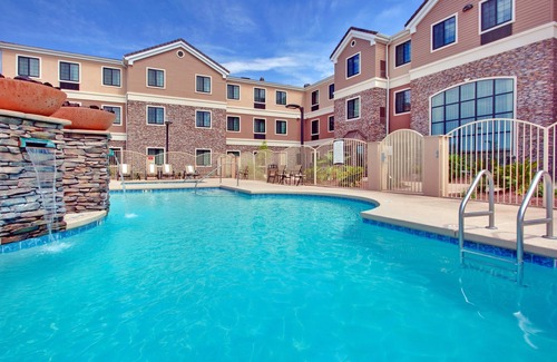Tucson Apartamento | Desayuno gratis + Wi-Fi gratis + Piscina al aire libre | Estudio cerca del aeropuerto de Tucson