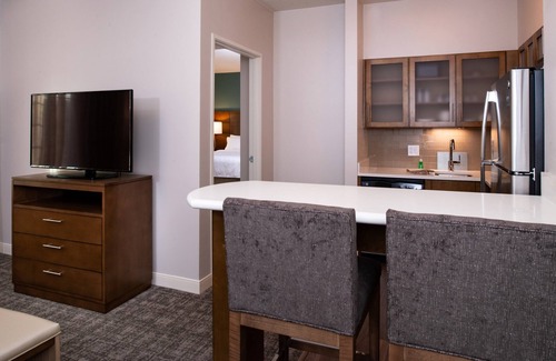 St. George Condominio | Free Breakfast + Shared Pool & Hot Tub | Perfect Family Vacation!