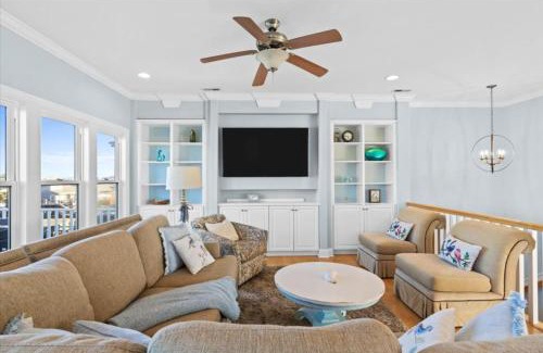 Holden Beach Casa | FREE CABANA - Dock Holiday by Pier 42