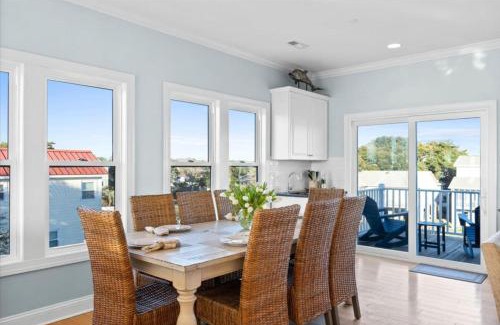 Holden Beach Casa | FREE CABANA - Dock Holiday by Pier 42