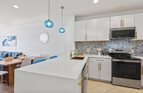 Frangista Beach Condominio | Free fun package!! Gulf view pet friendly pool hot tub 2BD 2BA sleeps 6