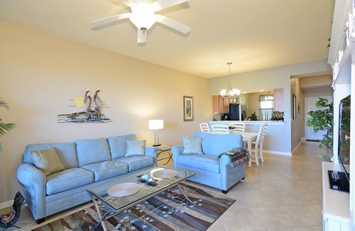 Bradenton Condominio | Golf gratis y comodidades con transferencia de membresía. River Strand Condo