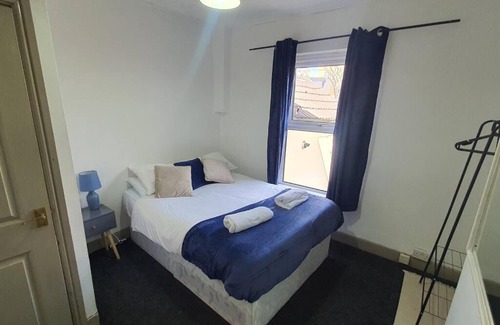 Adamsdown Apartamento | Free Netflix, Large House, Great Price