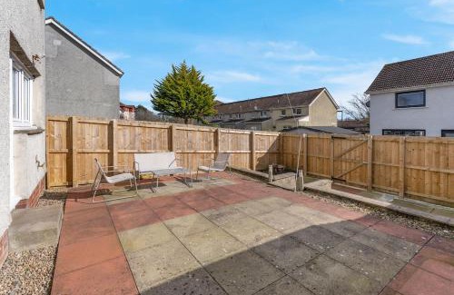 Livingston Apartamento | Free Parking - Central - Sleeps 8 - 3 Bedrooms