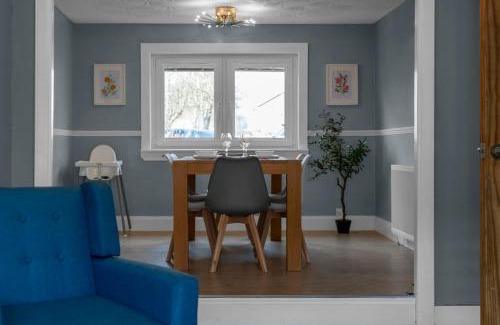 Livingston Apartamento | Free Parking - Central - Sleeps 8 - 3 Bedrooms