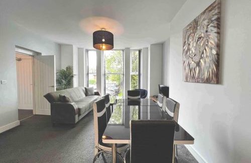 Salford Apartamento | FREE PARKING - Cosy 2-BR Flat near Salford Royal