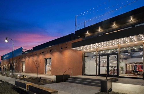 People's Freeway Hotel | Free Parking & Dog-friendly, Wasatch Room at evo Hotel