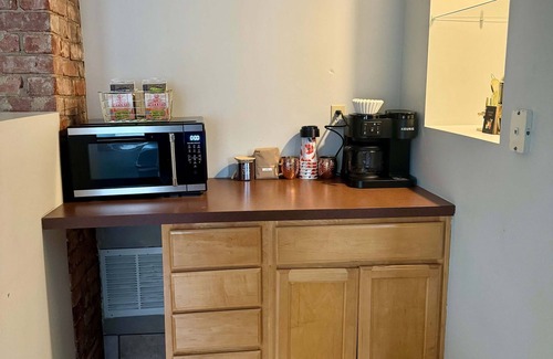 Victorian Village Casa | Free Parking - Prime Location - Downtown