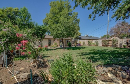 Enterprise Casa | Free pkg up to 4 cars/6 guests max/King/Qn/Twin beds