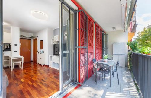 Segnano Apartamento | Free Private Parking - 5min to Metro - Balcony - Quiet