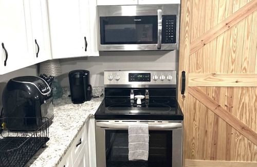 Oxford Casa | Free Ride to & from Ole Miss Football Games! Country Charm - Minutes to Town