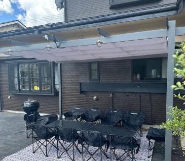 Fujikawaguchiko Villa | Free shuttle service,Free bag,Large screen movies,BBQ, Popcorn-making activity, more than 20 people possible