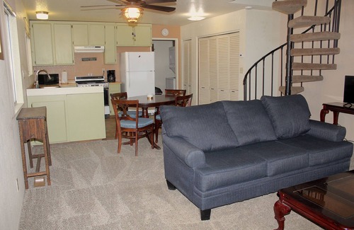 Sugarloaf Cabina | FREE SNACKS /Serene Deck /2bd 2b /Walk to Sports Park