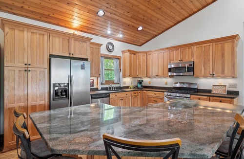 Houston Casa | Free the Happy at Smith Lake