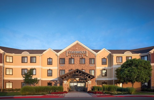 Fort Worth Condominio | Wi-Fi gratis + desayuno de cortesía + piscina al aire libre | ¡30 minutos de Six Flags!