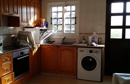 Pissouri Casa | Wi-Fi gratis super rápido, tres dormitorios dobles bungalow villa
