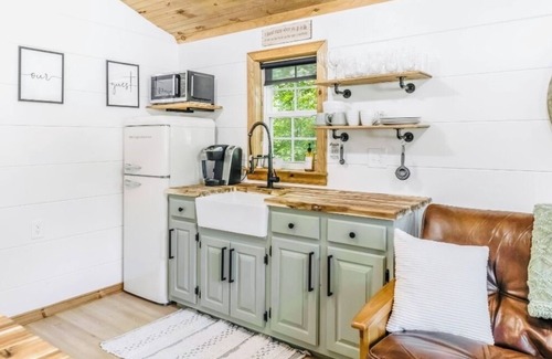 Tabernacle Cabaña | Freedom Acres Cottage.. unique, peaceful stay on gated, 20 acre property.
