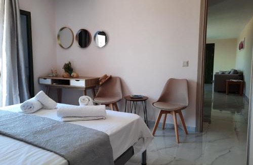 Sarlata Apartamento | Freesia Grand Sea View Residence