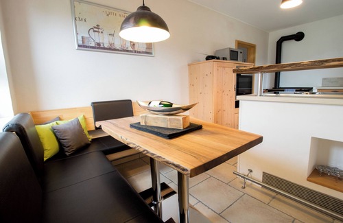 Heufeld Apartamento | Freier Bergblick, Zwei Schlafzimmer, Großer Balkon, Hunde Willkommen